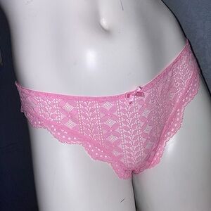 Victoria's Secret Dream Angels Pink Lace Thong Panty Victoria’s Secret Thong 🆕